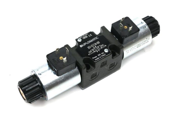 Rasmjerni ventil, solenoidno upravljanje DS3-S3/11N-D12 12V DC (solenoid x 2) Teški 350 bara, 100 l/min Duplomatic