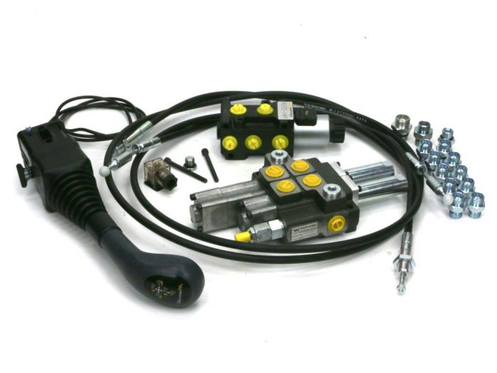 Set: 40L komplet za prednji utovarivač: 2-sekundni kolektor (1 plivajući) + solenoidni ventil + upravljačka palica s kuglastim gumbom + el. pumpa + spojnice 1500 mm Waryński